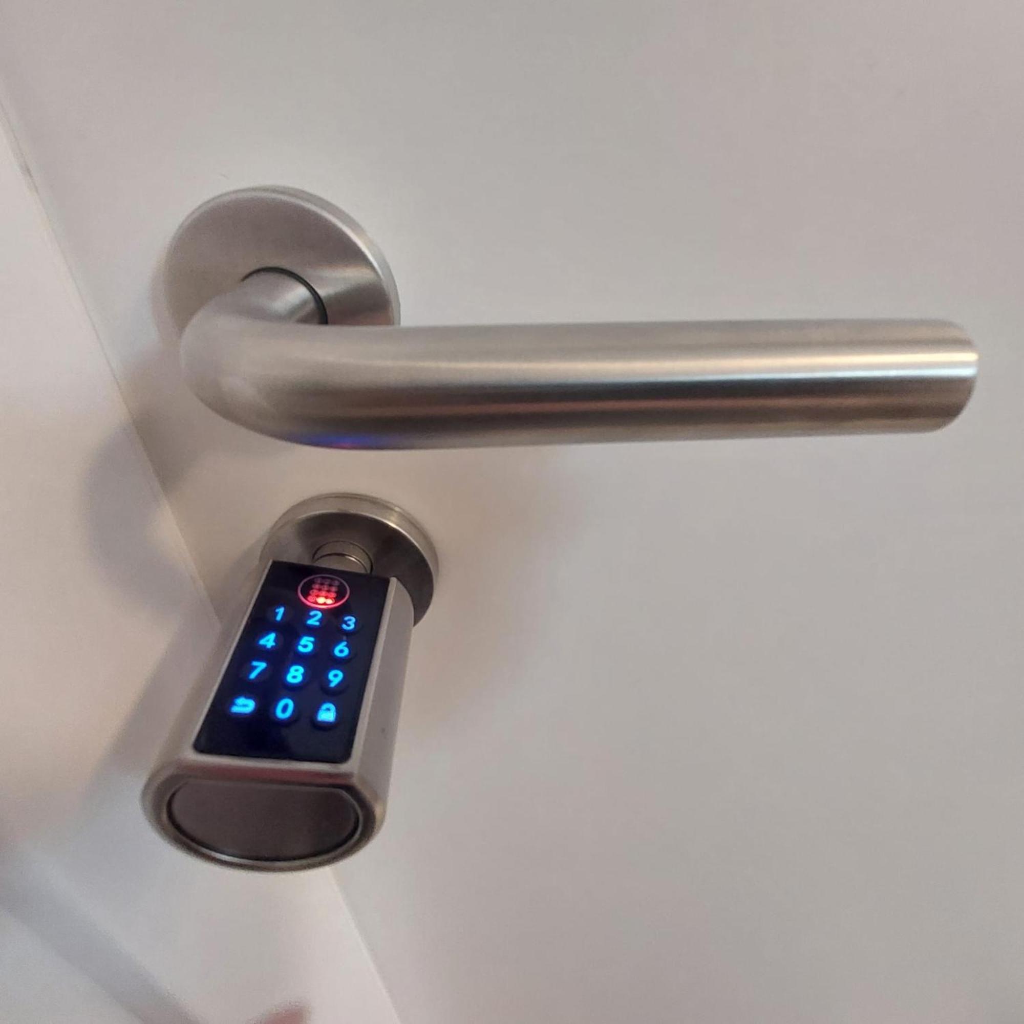 Hotel 24 Bilstein 外观 照片